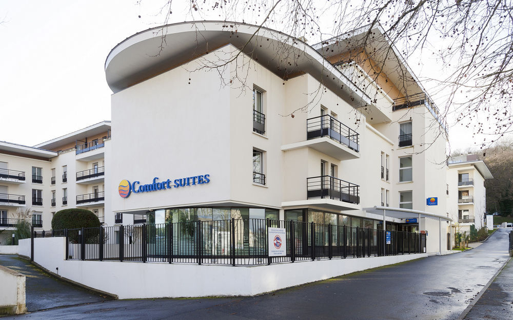 Comfort Suites Le-Port-Marly Paris Ouest Le Port-Marly Exterior photo